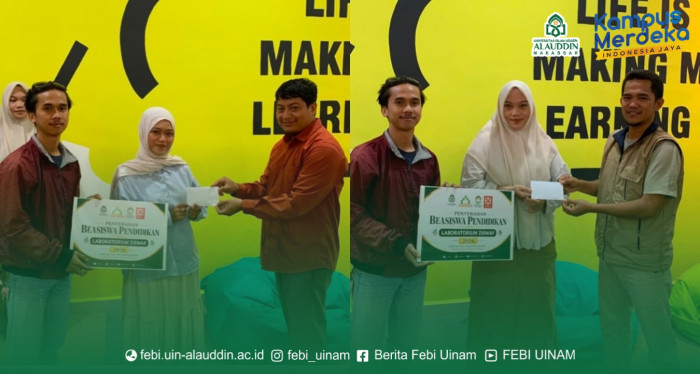 Lab ZISWAF FEBI Salurkan Beasiswa Pendidikan kepada Enam Mahasiswa Ekonomi Islam