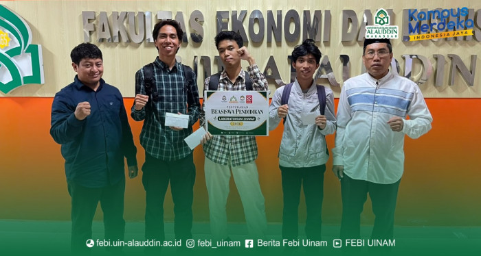 Tiga Mahasiswa Ekonomi Islam Terima Beasiswa Tahap II dari Lab ZISWAF FEBI