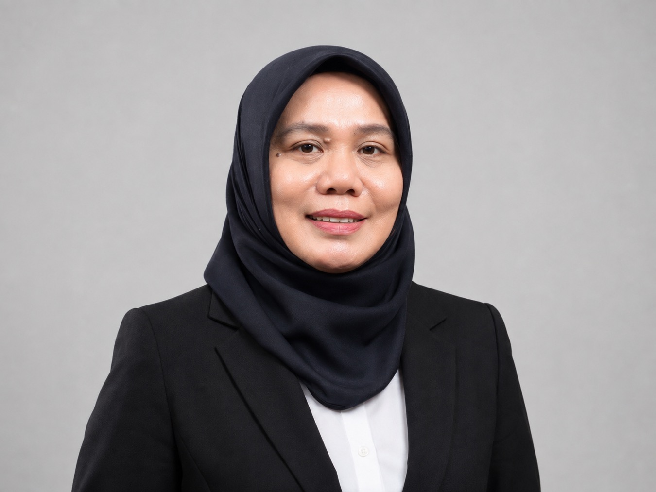 Dr. Lince Bulutoding, M.Si., Ak., PCIF., CA. SAS.