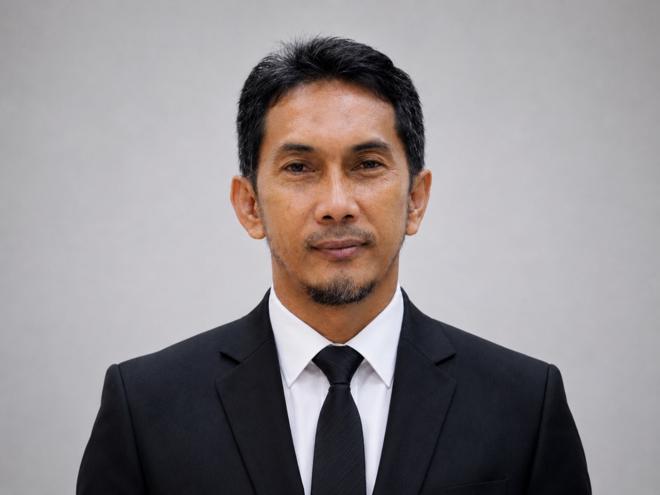 Dr. Ahmad Effendi, M.Si.