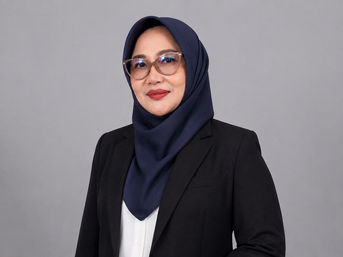 Dr. Hj. Nurmiati, M.M.